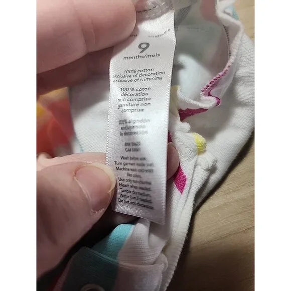 Carter's Baby Girl Sleeveless Romper 9M Stripes Multi Color Heart On Backside - Picture 2 of 6